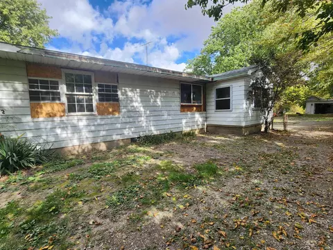 13629 Main St, Young America, IN 46998