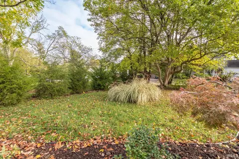 710 S High St, Bloomington, IN 47401 photo 4