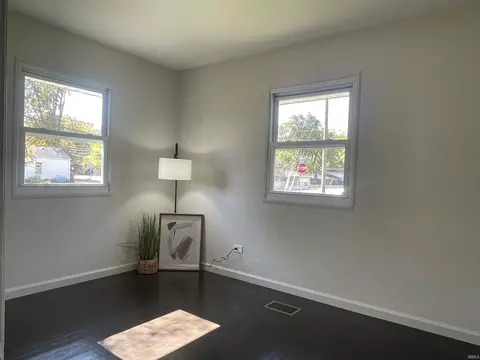 42 E Harrison Ave, Wabash, IN 46992 photo 11