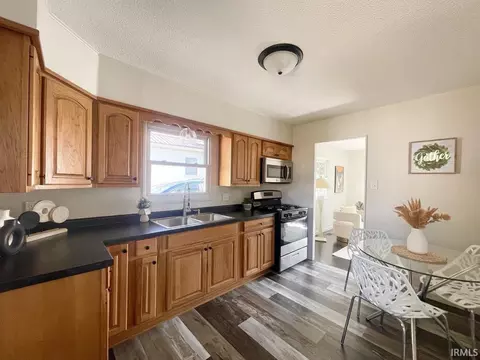 42 E Harrison Ave, Wabash, IN 46992 photo 6