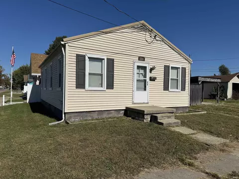 204 E Ohio St, Princeton, IN 47670