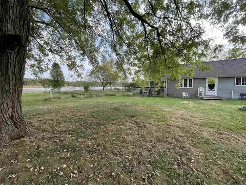 23225 Heaton Vista Dr, Elkhart, IN 46514