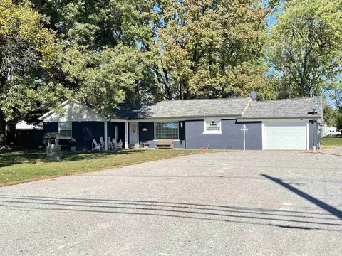 5900 Pollack Ave, Evansville, IN 47715