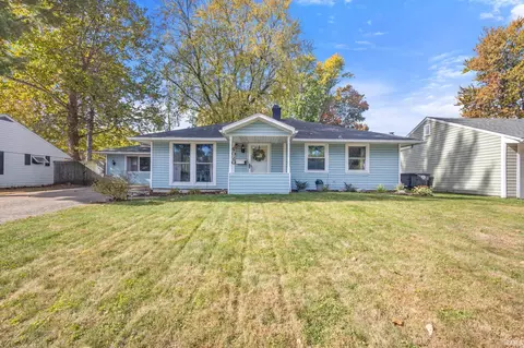 4020 Indian Hills Dr, Fort Wayne, IN 46809