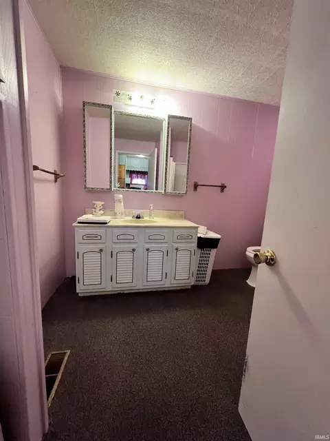 413 W 3rd St, Bicknell, IN 47512 photo 13