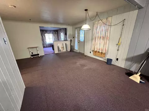 413 W 3rd St, Bicknell, IN 47512 photo 11