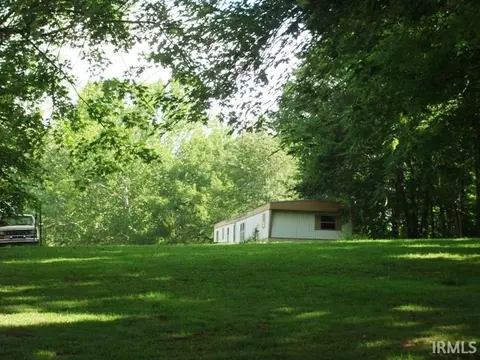 525 E Dillman Rd, Bloomington, IN 47401 photo 1