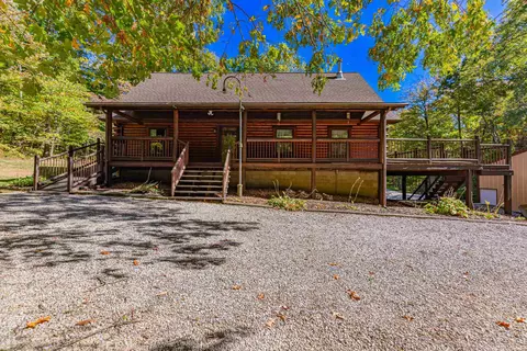 2601 Selzer Rd, Evansville, IN 47712