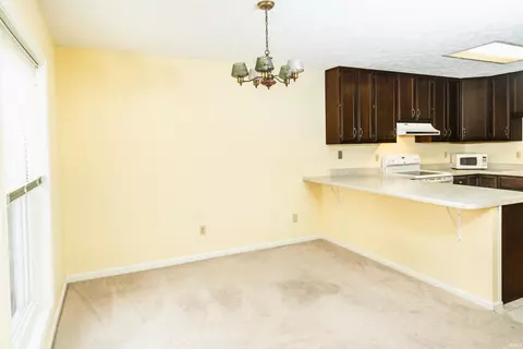 3372 S Commons Dr, Bloomington, IN 47401 photo 11