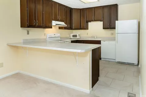 3372 S Commons Dr, Bloomington, IN 47401 photo 16