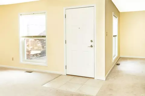 3372 S Commons Dr, Bloomington, IN 47401 photo 8