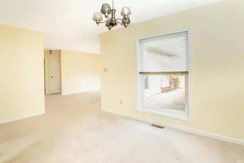 3372 S Commons Dr, Bloomington, IN 47401 photo 12
