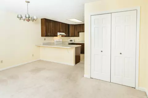 3372 S Commons Dr, Bloomington, IN 47401 photo 10