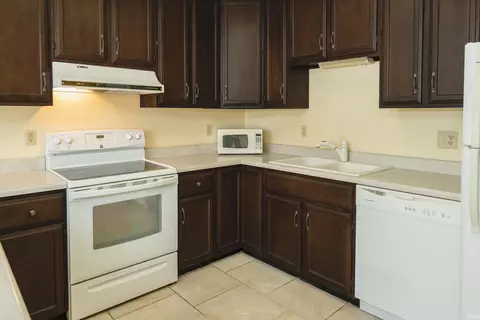 3372 S Commons Dr, Bloomington, IN 47401 photo 15