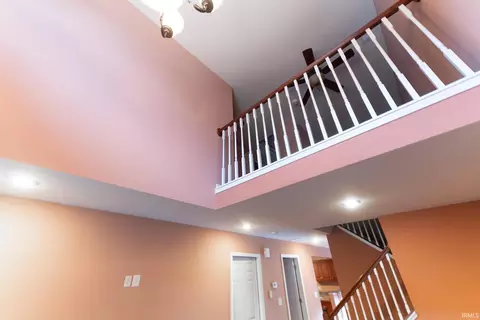 3828 S Cramer Cir, Bloomington, IN 47403 photo 7