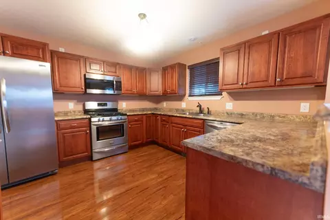 3828 S Cramer Cir, Bloomington, IN 47403 photo 13