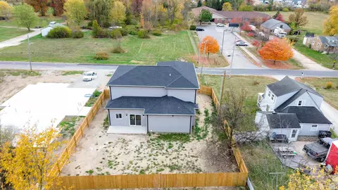 2017 Seddlemeyer Ave, Fort Wayne, IN 46816 photo 11