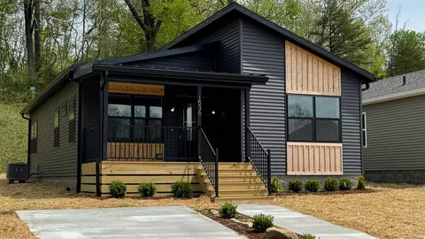1536 N Breckenridge Rd, Bloomington, IN 47404