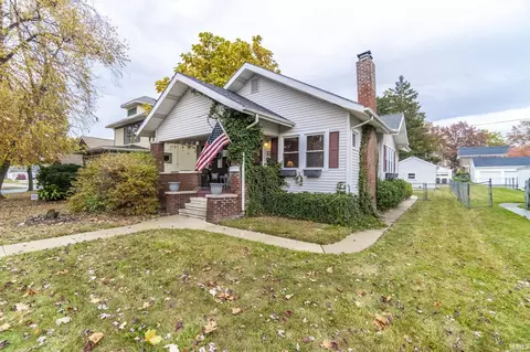 2706 Florida Dr, Fort Wayne, IN 46805