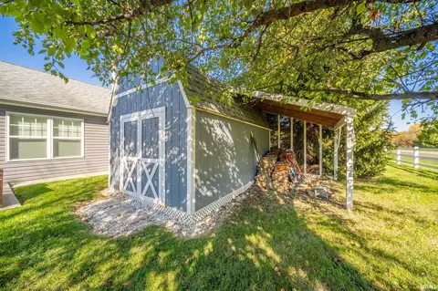 806 Willow Dr, Centerville, IN 47330 photo 32