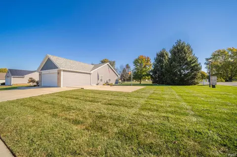806 Willow Dr, Centerville, IN 47330 photo 28