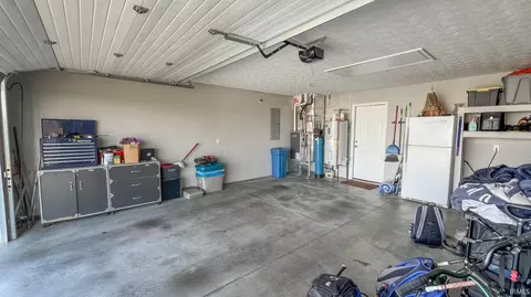 806 Willow Dr, Centerville, IN 47330 photo 27