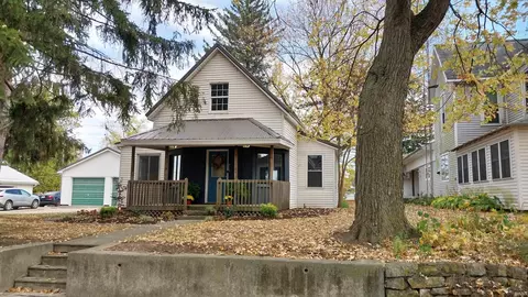 215 High St, Geneva, IN 46740