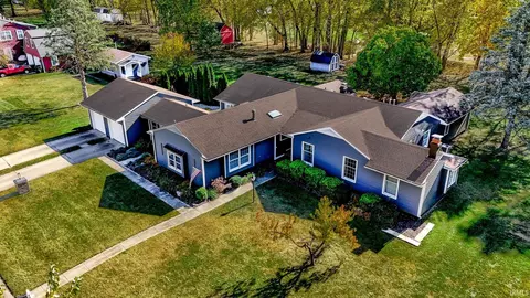 4013 Willowood Dr, Lafayette, IN 47905