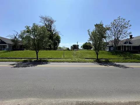 813 W Creighton Ave, Fort Wayne, IN 46807