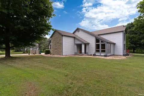 5528 Blackberry Ln, Lafayette, IN 47905