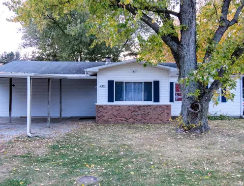 435 N Cooper St, Russiaville, IN 46979