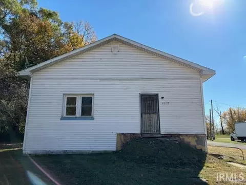 6807 N Sr 25, Rochester, IN 46975