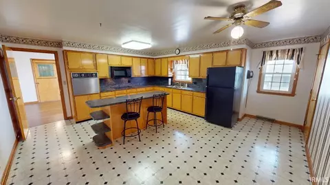 952 E 14th St, Ferdinand, IN 47532 photo 11