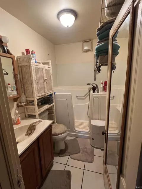 6038 E 500 S Rd, Wabash, IN 46992 photo 9