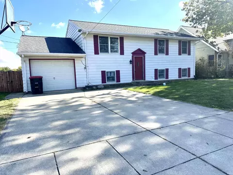 818 S Wood St, Brookston, IN 47923