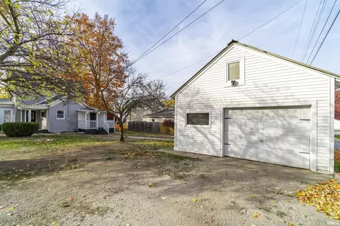 112 W Steuben St, Lagrange, IN 46761 photo 8