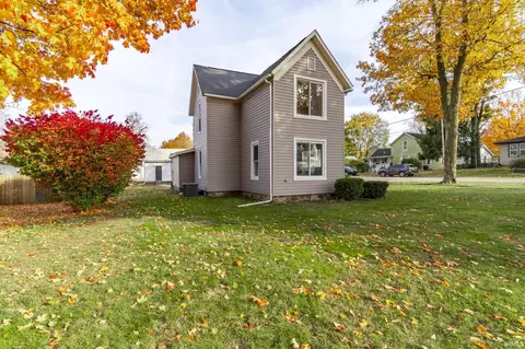 112 W Steuben St, Lagrange, IN 46761 photo 1