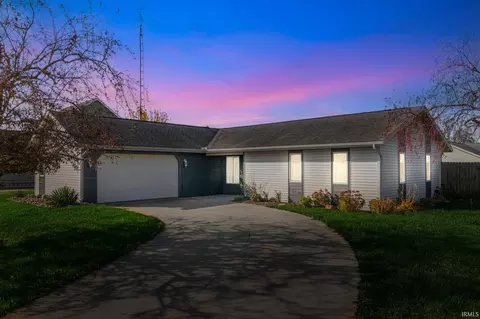 200 N Deborah Dr, Fremont, IN 46737