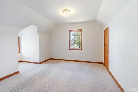 415 N Barclay St, Fairmount, IN 46928 photo 11
