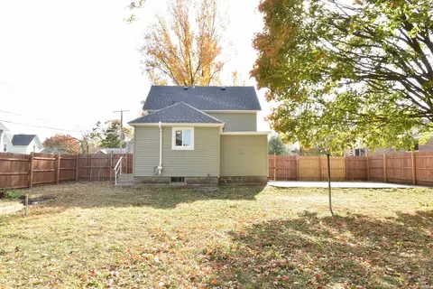 203 E Main St, Fowler, IN 47944 photo 8