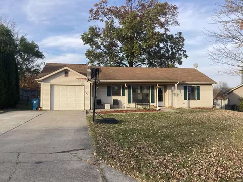 504 W Woodcreek Dr, Ossian, IN 46777