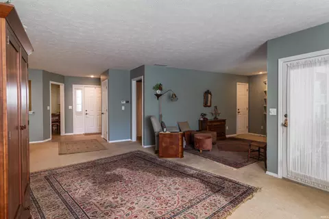 702 E Heather Dr, Bloomington, IN 47401 photo 3