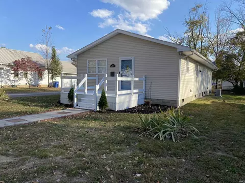1102 Brook St, Mitchell, IN 47446 photo 1