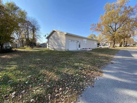 1102 Brook St, Mitchell, IN 47446 photo 30