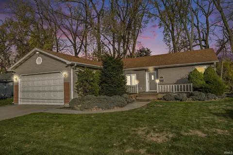 7225 Lindberg Ave, Hammond, IN 46323