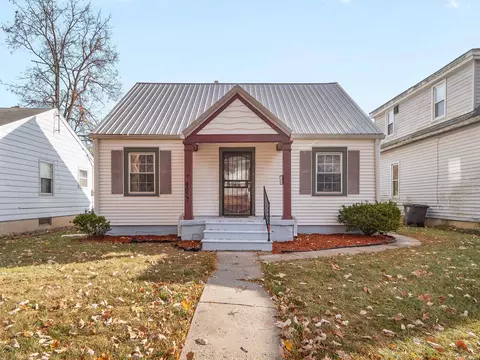 4637 Hanna St, Fort Wayne, IN 46806