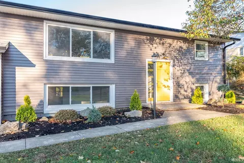 2850 S Brookside Dr, Bloomington, IN 47401 photo 2