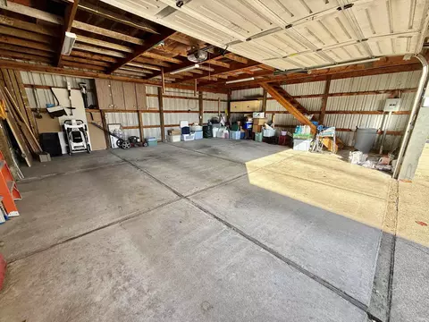 607 E Walnut St, Washington, IN 47501 photo 24