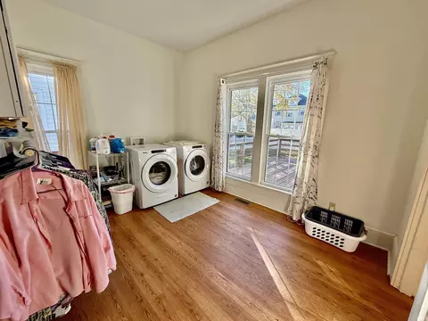 607 E Walnut St, Washington, IN 47501 photo 11