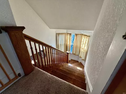607 E Walnut St, Washington, IN 47501 photo 14